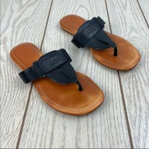 UGG Gaila T-Strap Leather Large Logo Flip Flops Sandals 6.5/37.5 Black & Tan $75